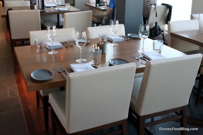 Paddlefish Table Setting