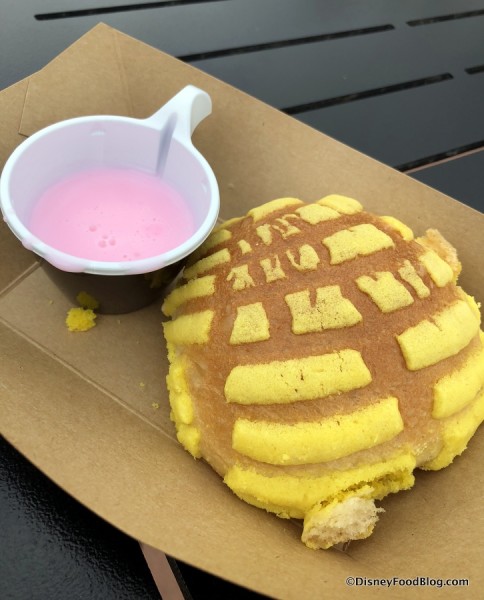 Atole de Fresa and Mexican Concha Bread