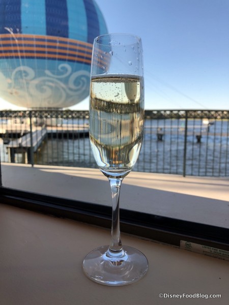 Prosecco with Aerophile Balloon in background