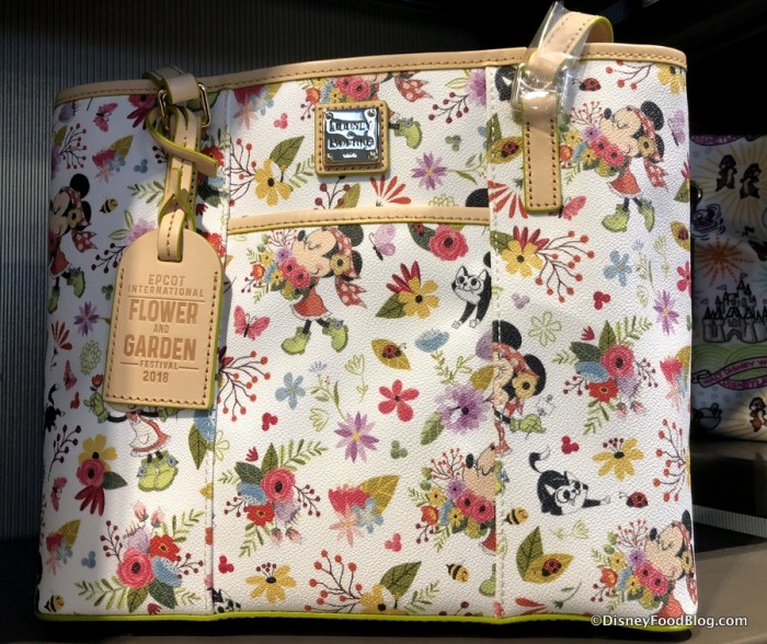 Dooney & Bourke purse