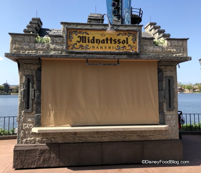 Midnattssol Kiosk in the Norway Pavilion
