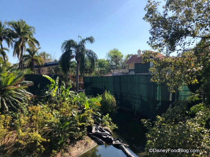 Adventurer's Club 33 Construction