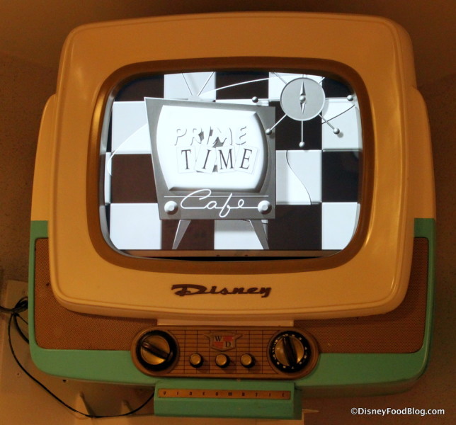 Someone adjust the bunny ears!