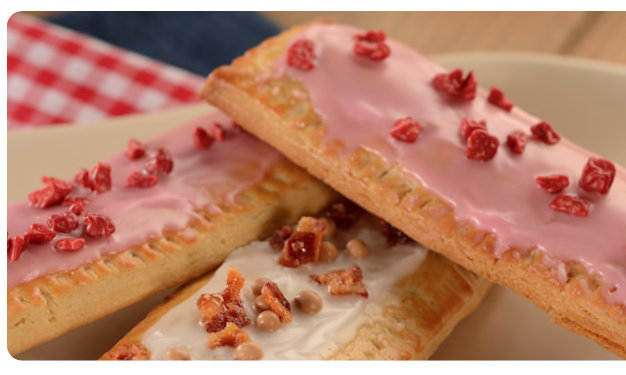 Woody's Lunch Box Square Tarts ©Disney