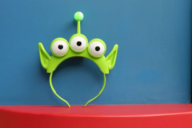 Little Green Alien Headband ©Disney