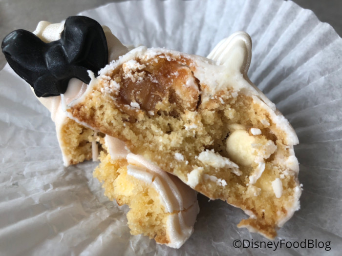 Interior of the Minnie Blondie