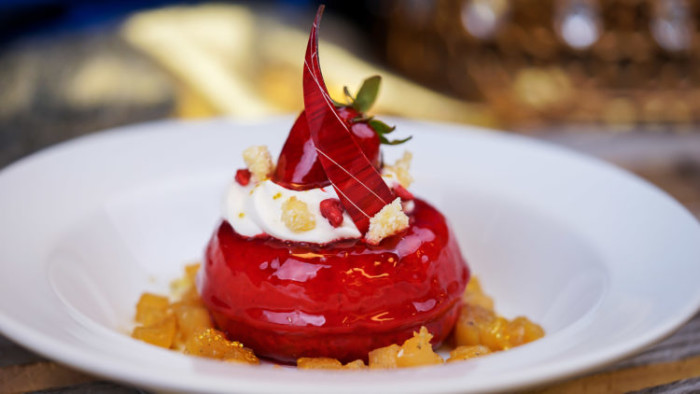 Redds Strawberry Cake at Blue Bayou ©Disney