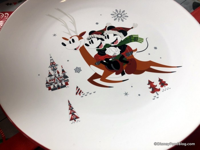 2018 Holiday Dinnerware