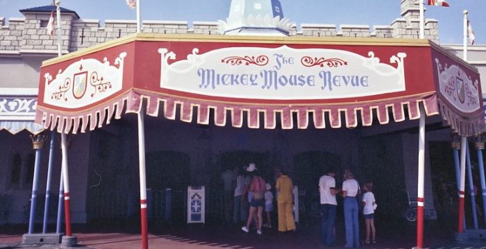 december-2021-treasures-from-the-vault-maestro-mickey-mouse-plush-d23-early-access 4